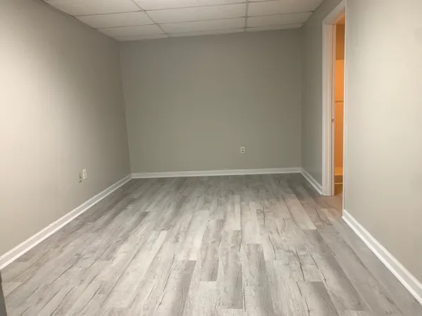 8150 Franklin St APT 5, Ferrum, VA 24088