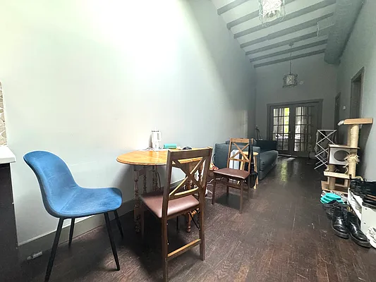 Rented by Pear NYC LLC | media 20