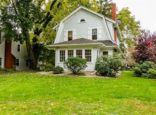 285 Thomas Ave, Rochester, NY 14617