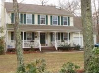 69 Strawberry St, Lisbon, CT 06351