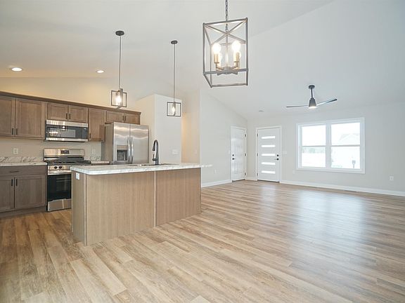 2nd image of 445 N Eastfield Cir
