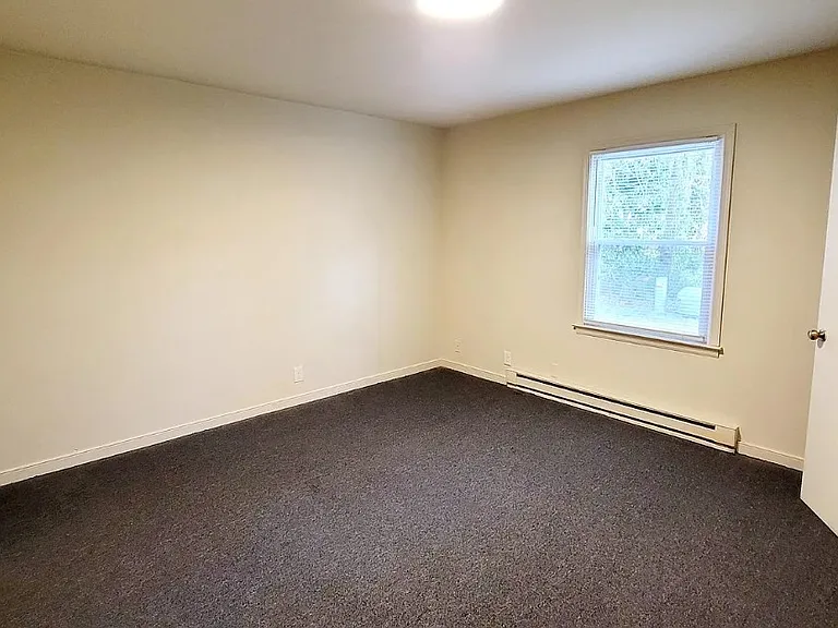 6400 S Beulah Rd — Photo 3