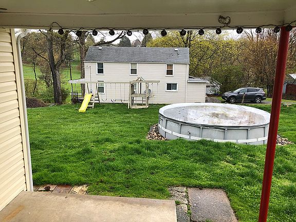 2nd image of 612 Juniata St