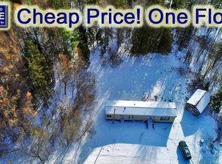 171 Houlton Rd, Island Falls, ME 04747