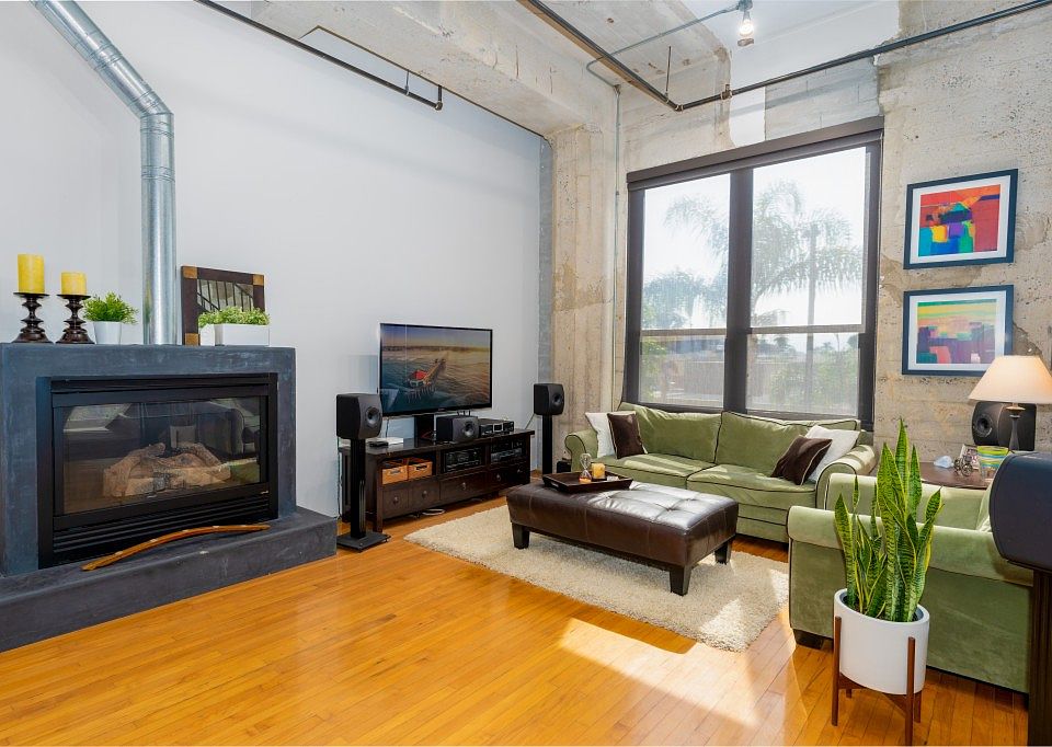 1st image of 115 W 4th St Unit 214