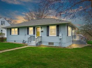 1629 Schreiber St, Cedar Falls, IA 50613