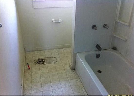 5th image of 3106 Winthrop Ave