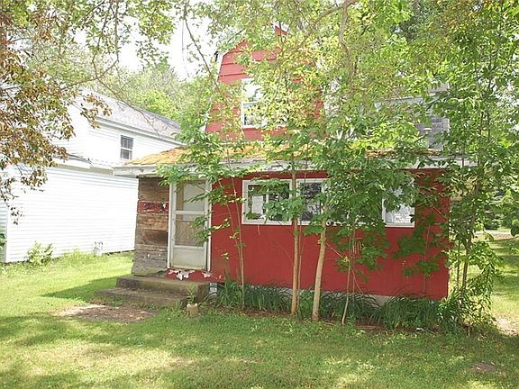4th image of 147 E Terrace Ave