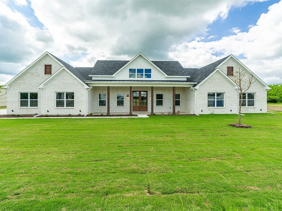 1st image of 3488 Meadow View Ln