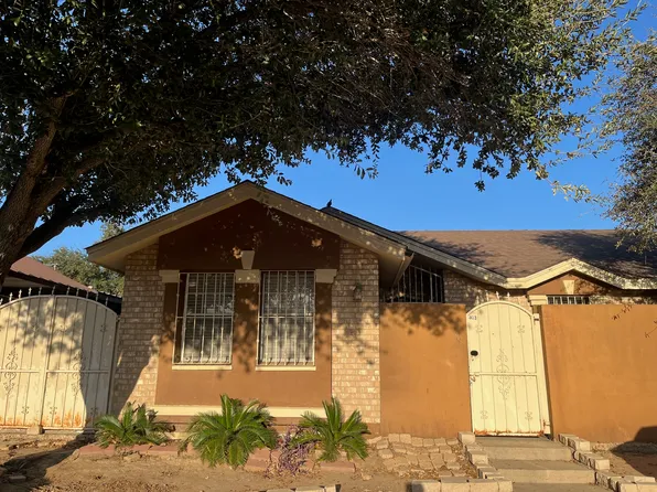 403 Carreta Ct, Laredo, TX 78045