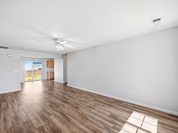 3rd image of 4859 Joplin Ct
