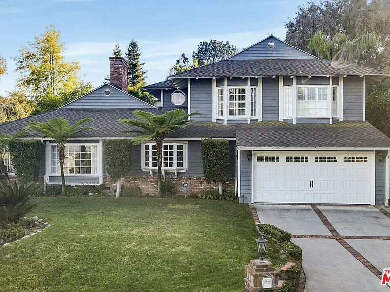 3690 Crownridge Dr — Photo 46