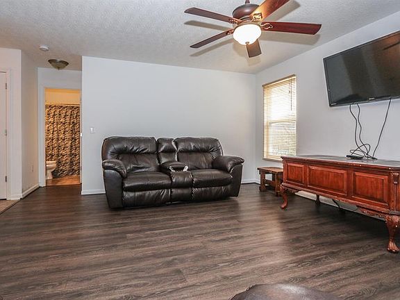 5th image of 314 Deer Creek Dr
