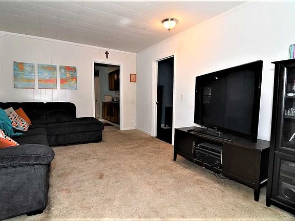 5th image of 1102 Madison Ave