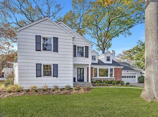 40 Forest Ave, Glen Ridge, NJ 07028