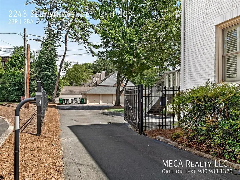 2243 Selwyn Ave #103 — Photo 21