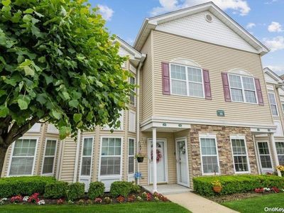 305 Spring Drive #305, East Meadow, NY, 11554