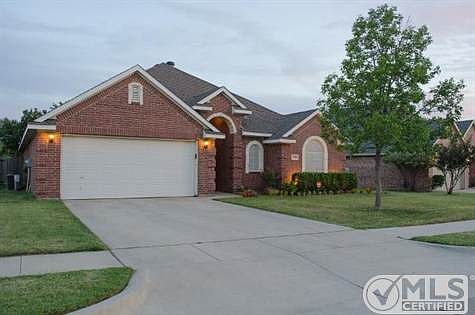 1st image of 5112 Roundtree Ct
