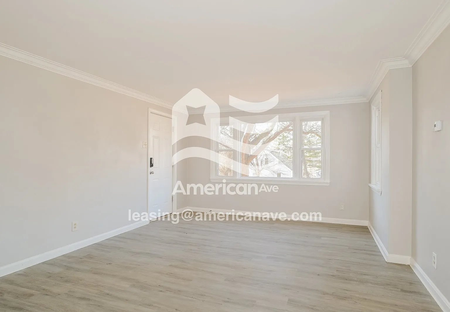 3 bed, 1.0 bath, 1164 sqft, $1,739 — Photo 4