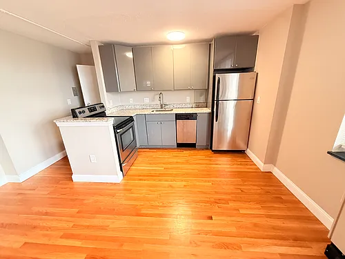 127 Trapelo Rd #33 Photo 1