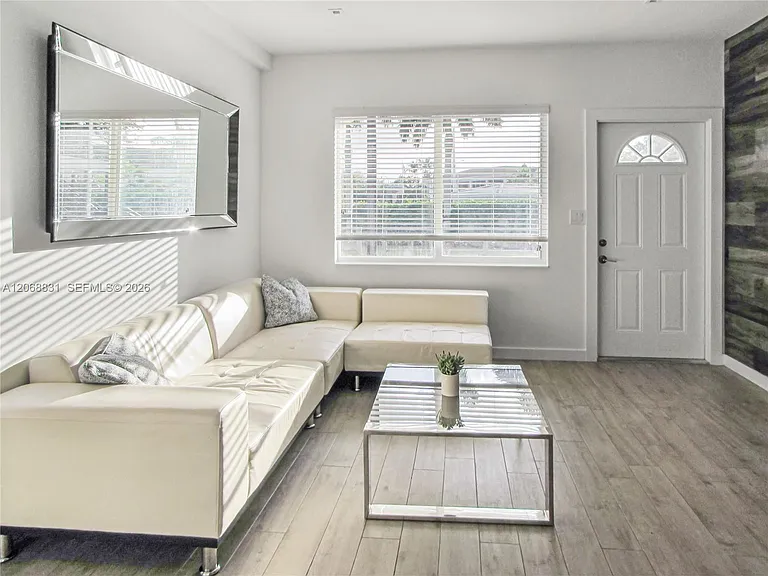 9220 Biscayne Blvd #3 — Photo 3