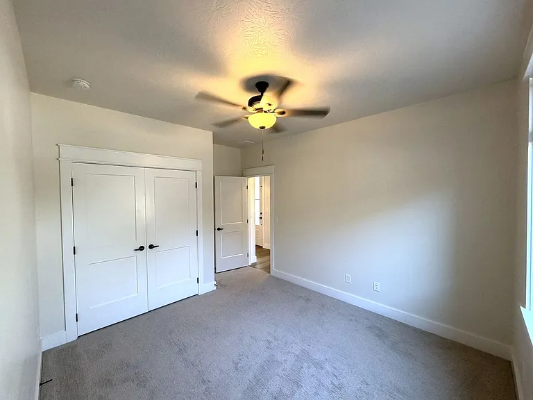 1432 N Glen Aspen Ave — Photo 6