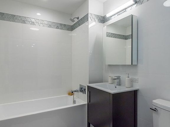 5th image of 241 Atlantic Ave APT 9B