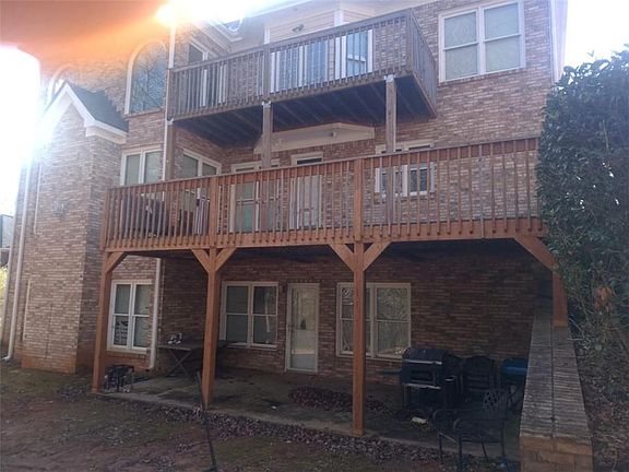 5th image of 1147 Saint Remy Way SE