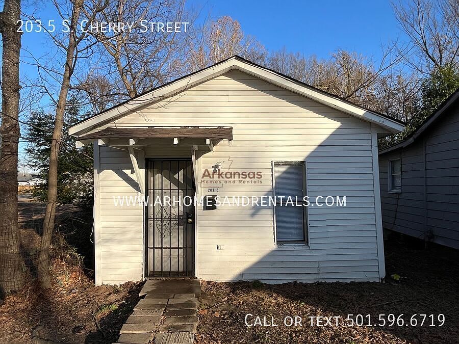 1st image of 203.5 S Cherry St