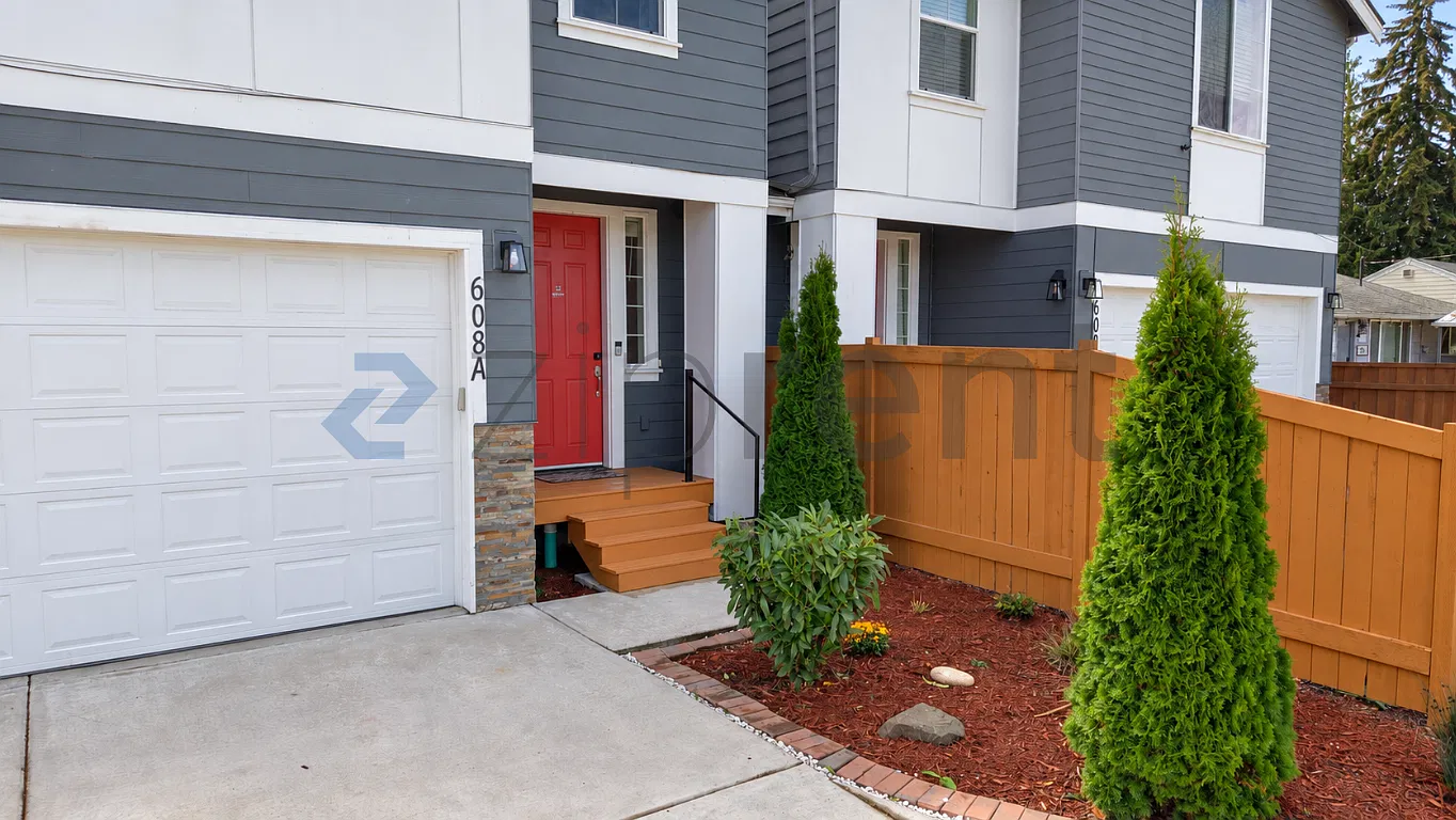 4 bed, 2.5 bath, 1900 sqft, $3,300 — Photo 2