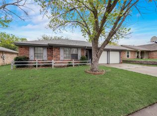 6508 Ridglea Dr, Watauga, TX 76148