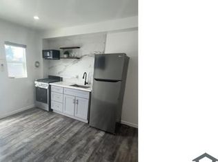 217 1/4 W 94th St, Los Angeles, CA 90003