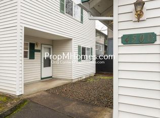 4500 SE Roethe Rd, Portland, OR 97267