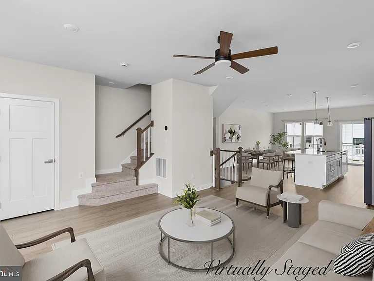 33 Peppermint Ln — Photo 9
