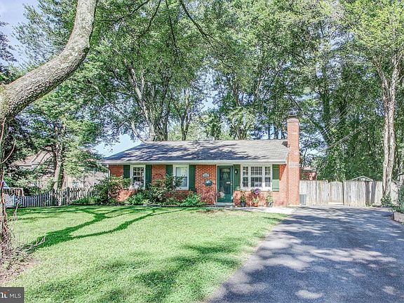 2nd image of 4912 Bristow Dr