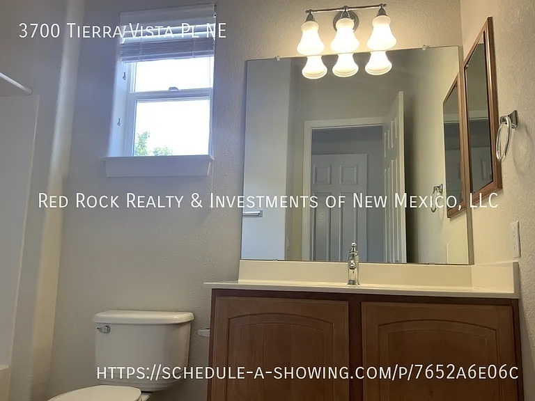 3700 Tierra Vista Pl NE — Photo 12