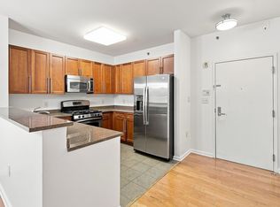 15 Freedom Way #307, Jersey City, NJ 07305