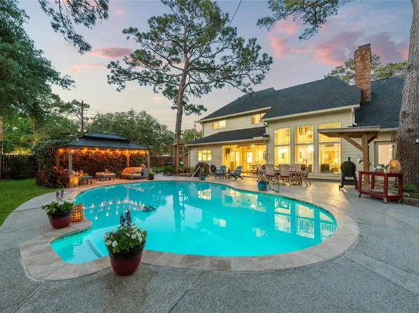 2933 E Elm Cir, Katy, TX 77493