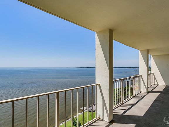 4th image of 615 Bayshore Dr APT 1006