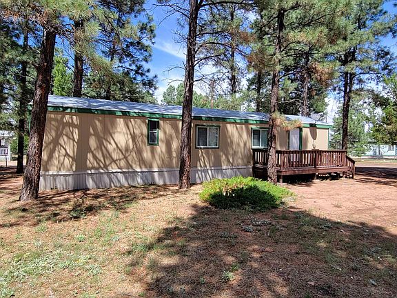 Side yard with deck (2)