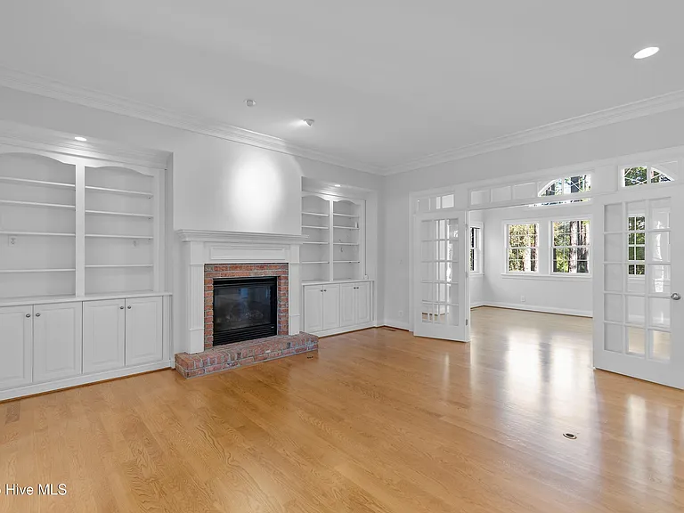 3792 Bancroft Pl — Photo 15