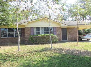 203 E Angela Cir, Gulfport, MS 39503