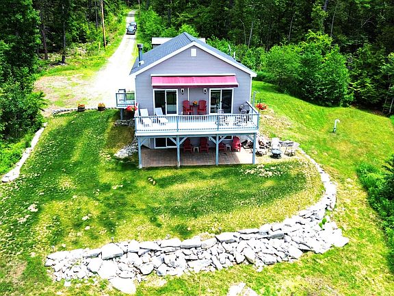 3rd image of 558 Old Ferry Road