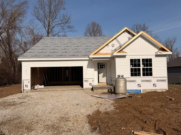 323 Jefferson Valley, Coatesville, IN 46121