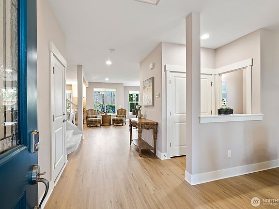 3rd image of 20507 9th Avenue W