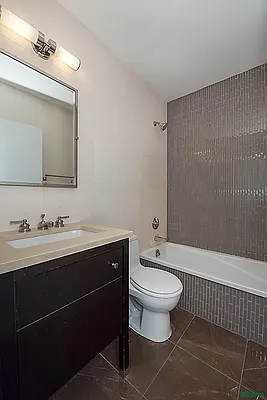 Rented by Akam Sales and Brokerage | media 14