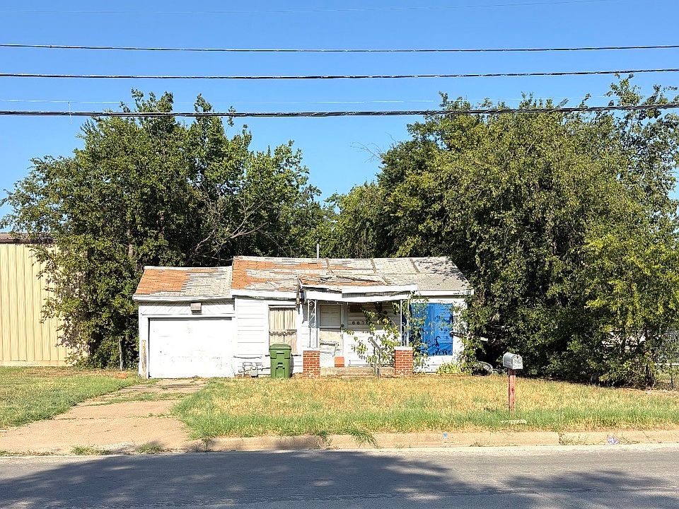1st image of 807 SE 6th Ave
