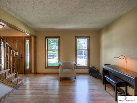 5th image of 4707 Dumfries Dr