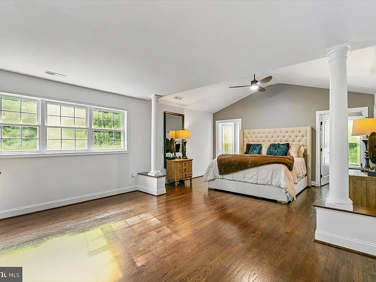 743 Seneca Dr — Photo 19