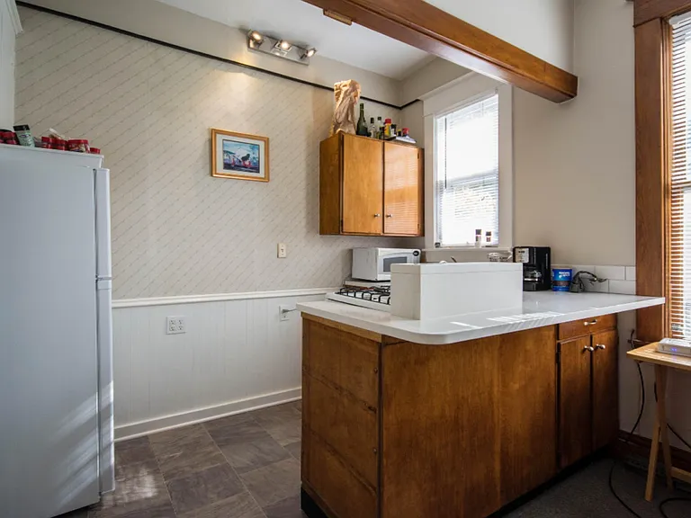 158 Prospect Ave NE #3 — Photo 10